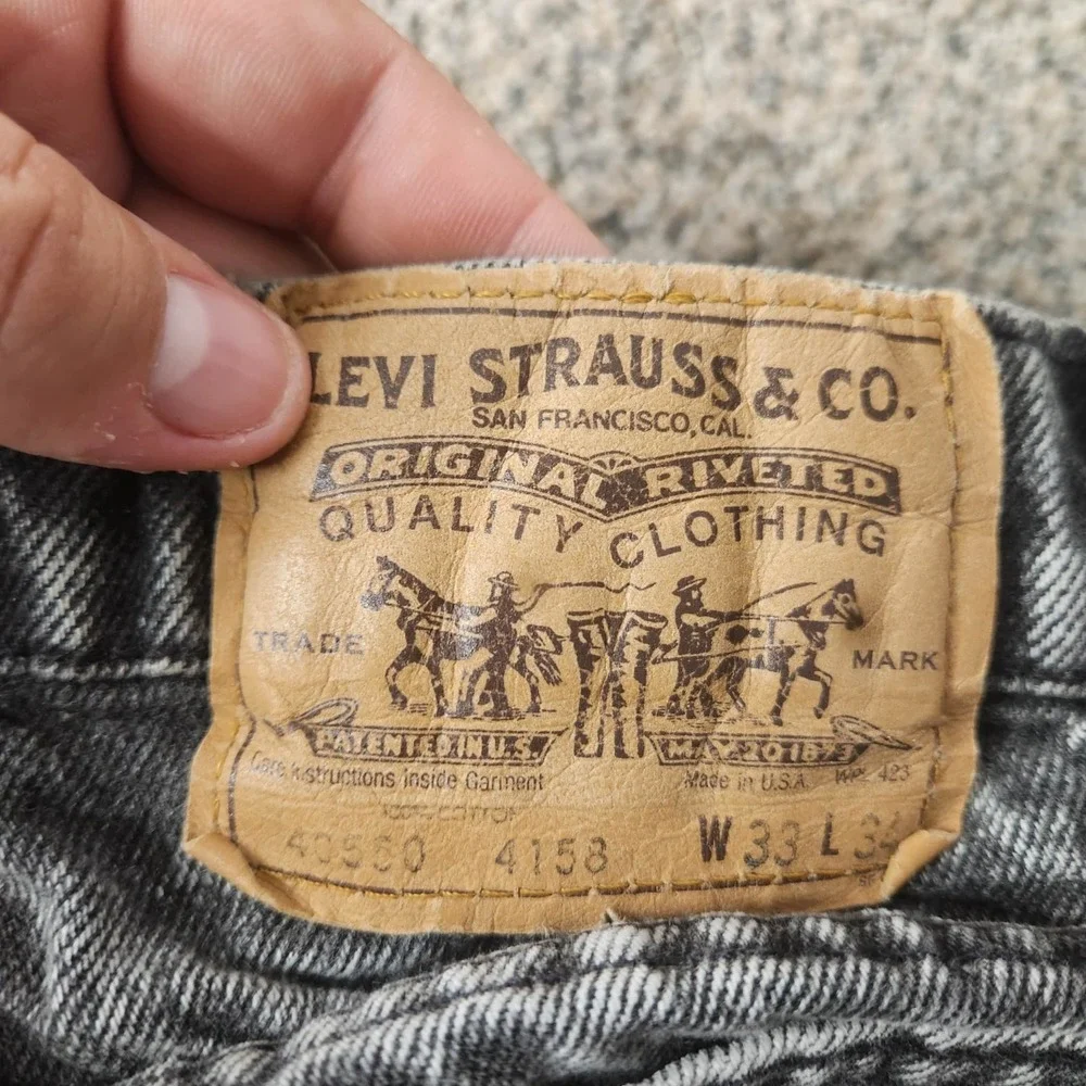 Vintage Levis 550 Black Acid Wash Jeans Mens 33x34 Made in USA Relaxed Tapered
